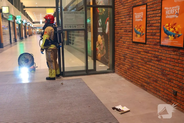 Brand in winkelcentrum snel geblust
