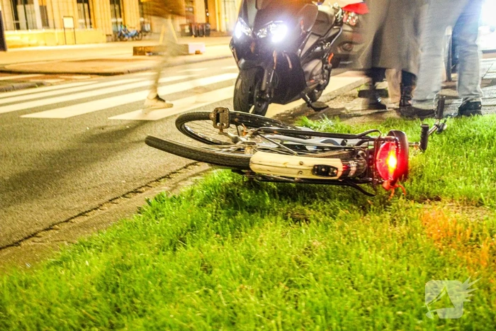 Ongeval tussen motor en fietser in Rotterdam