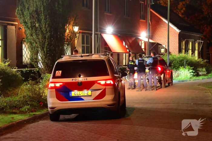 Steekincident in opvanglocatie leidt tot grote politie-inzet