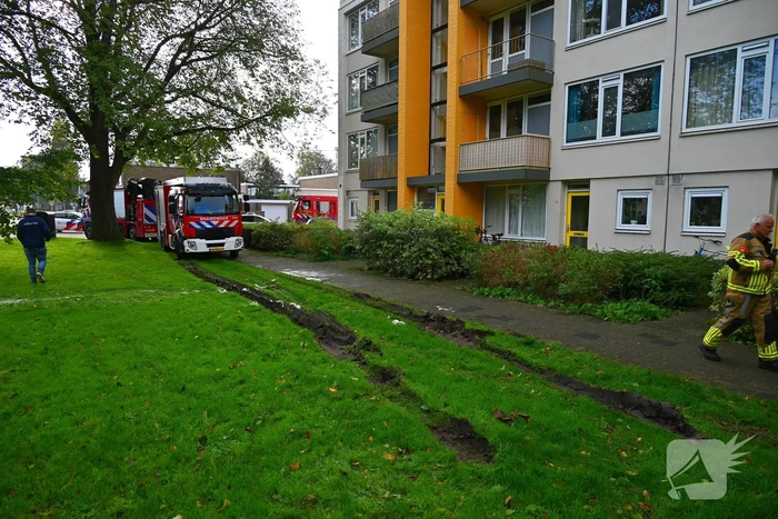 Brand in flatwoning veroorzaakt aanzienlijke schade