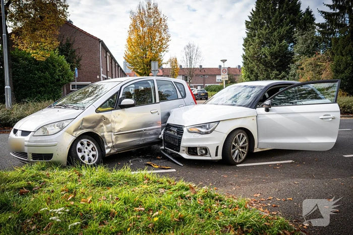 Voertuigen total-loss na botsing