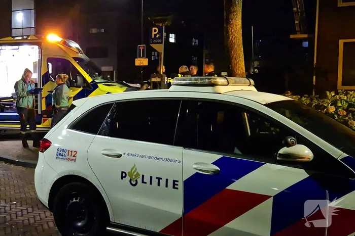 Politieauto's beschadigd door botsing
