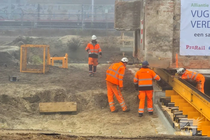 Monumentaal stationsgebouw van 720 ton wordt verplaatst