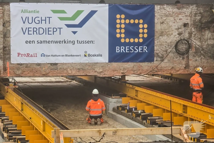 Monumentaal stationsgebouw van 720 ton wordt verplaatst