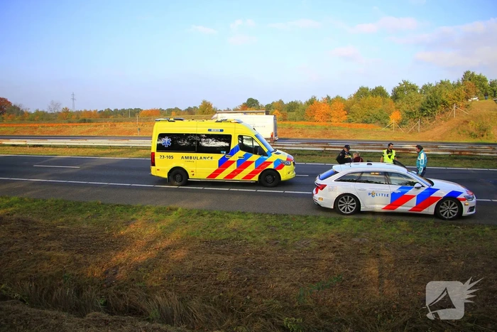 Aanrijding met meerdere voertuigen op snelweg