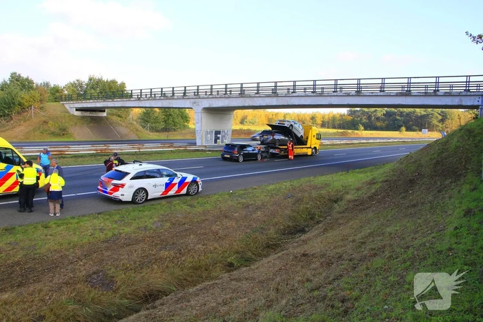 Aanrijding met meerdere voertuigen op snelweg