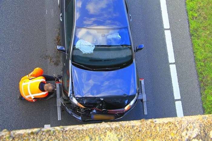Aanrijding met meerdere voertuigen op snelweg