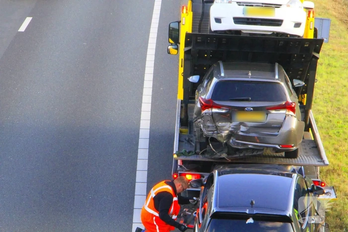 Aanrijding met meerdere voertuigen op snelweg