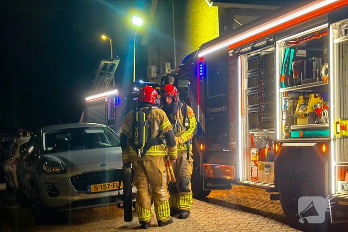 Bewoner naar ziekenhuis na brand