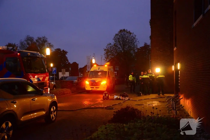 Personen gecontroleerd na woningbrand