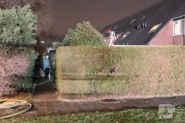 Forse brand in achtertuin woning