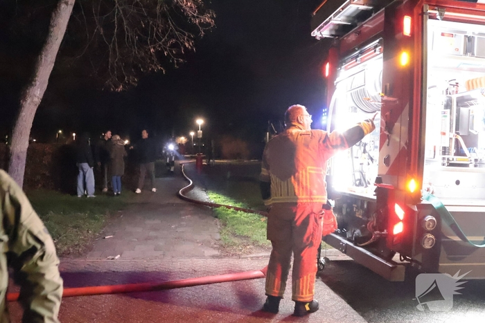 Forse brand in achtertuin woning