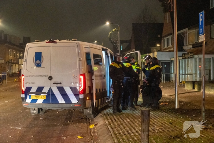 Meerdere aanhoudingen na onrust in straat