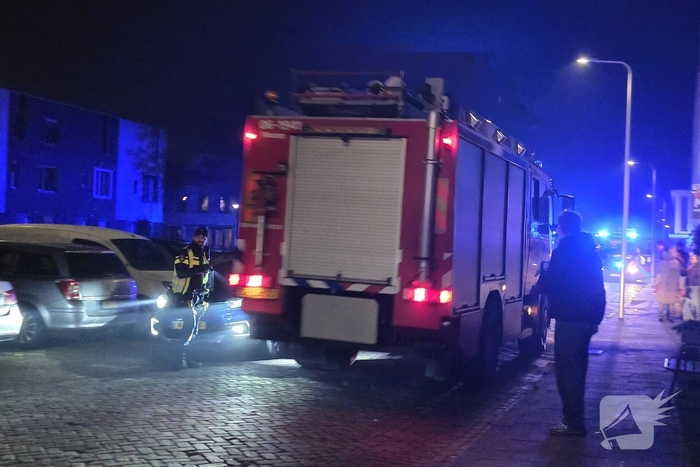 Brand in bijgebouw veroorzaakt rookontwikkeling