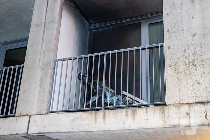 Vuurwerk op balkon veroorzaakt brand