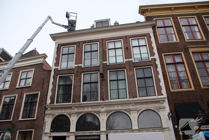 Schades van twee grote branden bij daglicht goed te zien