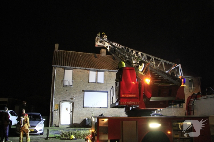 Schoorsteenbrand geblust in woning