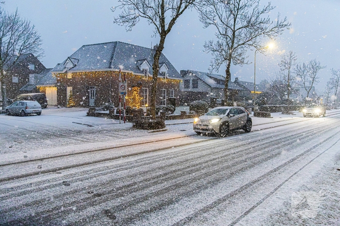 Flinke sneeuwval op tweede dag van jaar