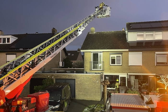Brand in schoorsteen snel geblust