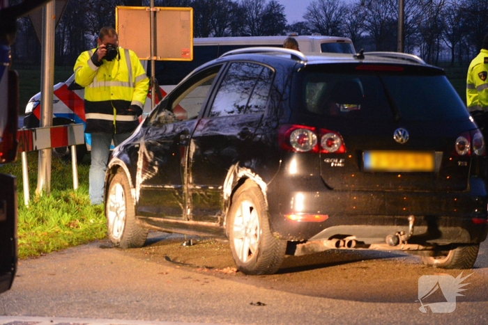 Auto zwaar beschadigd bij eenzijdig ongeval