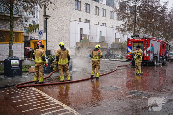 Brand in ondergrondse container geblust