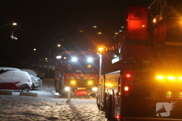 Vijfde etage ontruimd door brandlucht