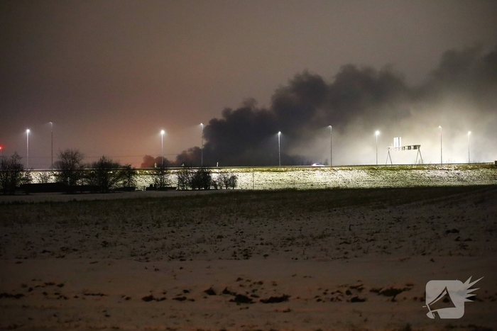 Grote brand op autosloperij