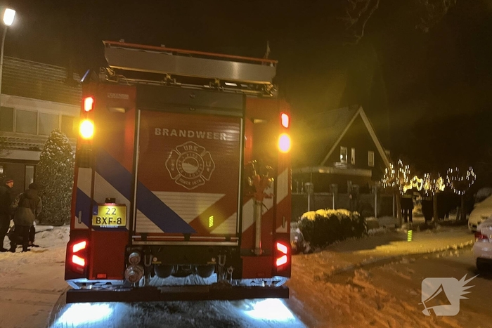 Brand in schoorsteen van woning