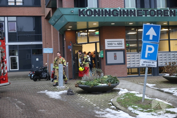 Hulpdiensten massaal aanwezig bij woningbrand