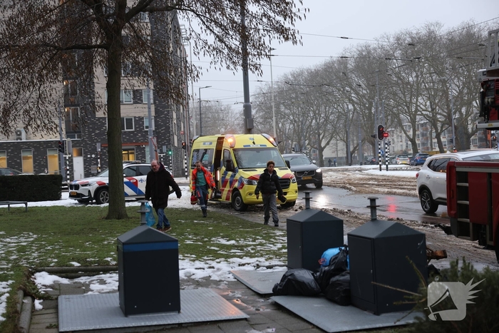 Hulpdiensten massaal aanwezig bij woningbrand