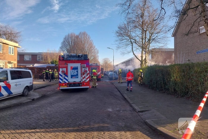 Man overleden bij uitslaande schuurbrand