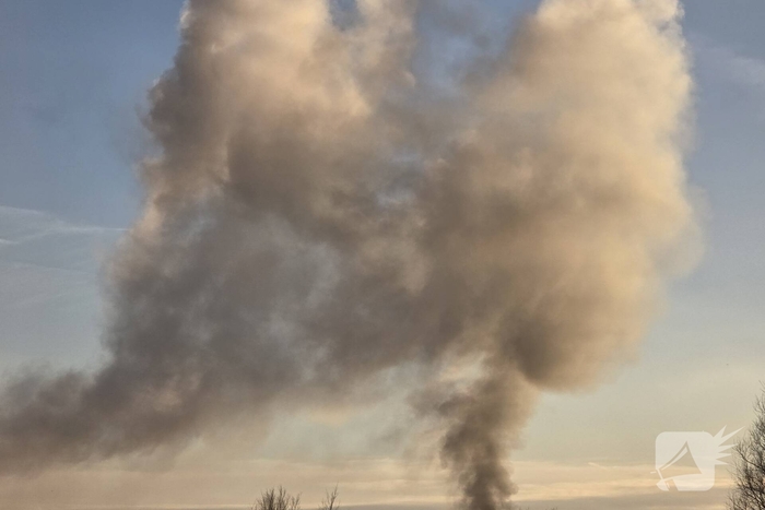 Dikke rookwolken bij brand in Duinrell