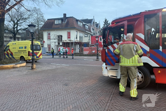 Meerdere explosies, woning verwoest, minstens één slachtoffer