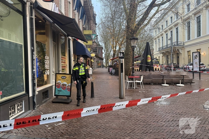 Meerdere explosies, woning verwoest, minstens één slachtoffer