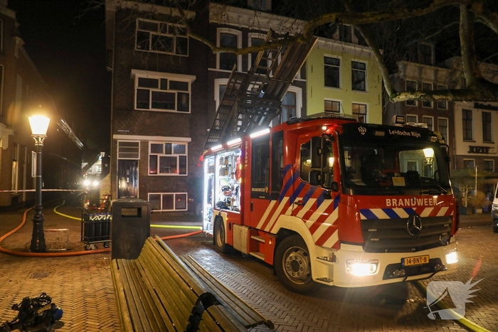 Meerdere explosies, woning verwoest, minstens één slachtoffer