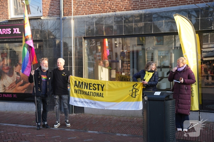 Activisten protesteren tegen Frontrunners Ministries