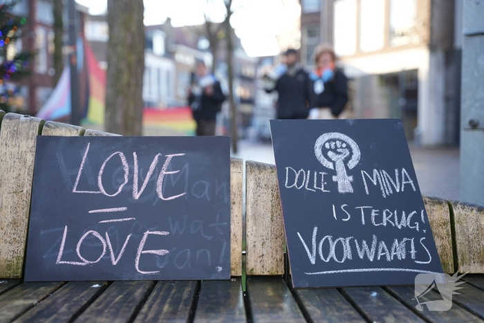 Activisten protesteren tegen Frontrunners Ministries