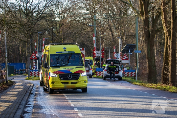 Hulpdiensten in actie na spoorongeval