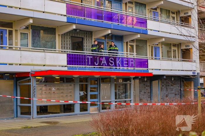 Overleden persoon aangetroffen in woning