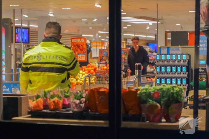 Overval op supermarkt leidt tot politieactie