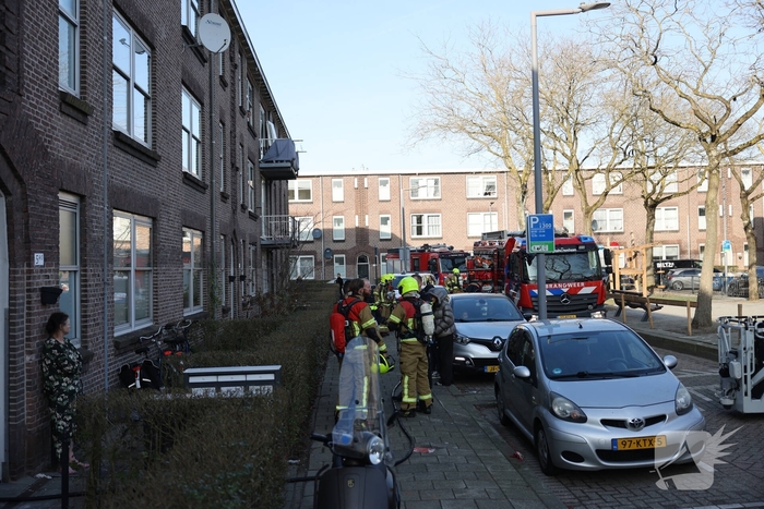 Brand in portiekwoning leidt tot snelle evacuatie