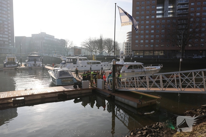 Overleden persoon aangetroffen in water