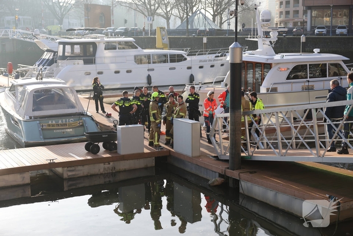 Overleden persoon aangetroffen in water