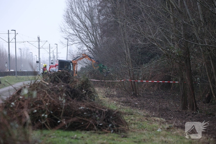 Tientallen vaten ontdekt in bosschages