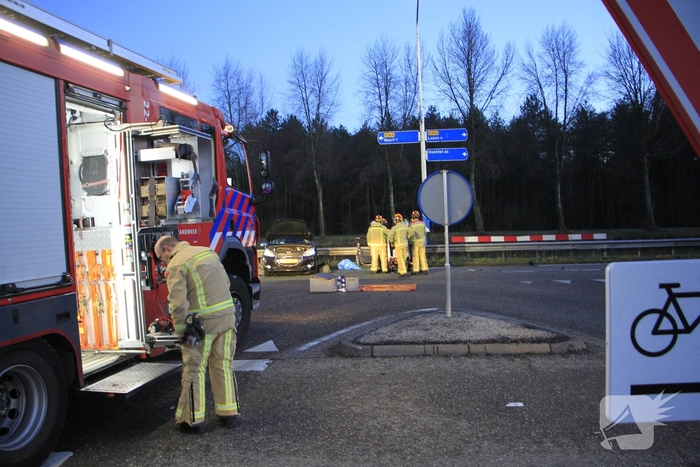 Ongeval tussen vrachtwagen en personenauto leidt tot gewonde