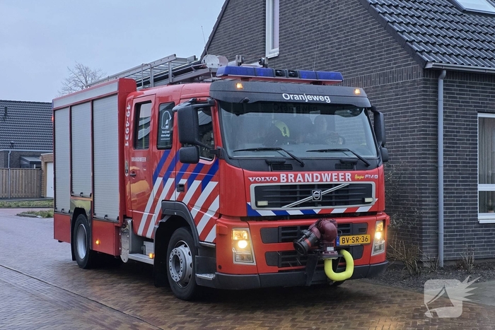 Brandweer controleert hinderlijke lucht voor derde dag op rij