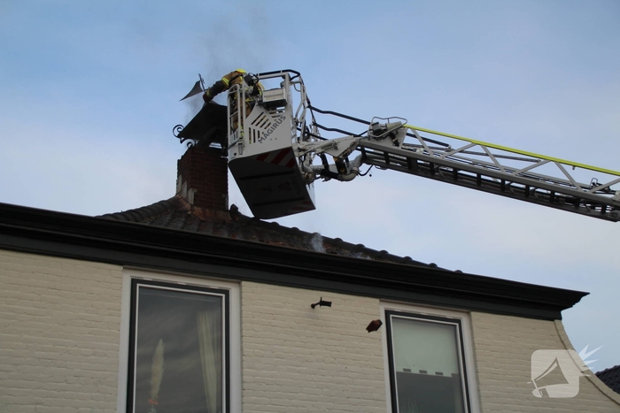 Schoorsteenbrand leidt tot evacuatie