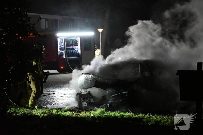 Brand in voertuig geblust