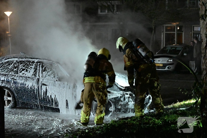 Brand in voertuig geblust