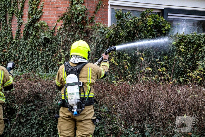 Buitenbrand in tuin snel geblust